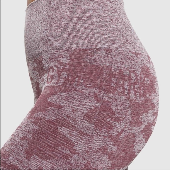 GYMSHARK SEAMLESS CAMO LEGGINGS BERRY RED - Picture 4 of 7